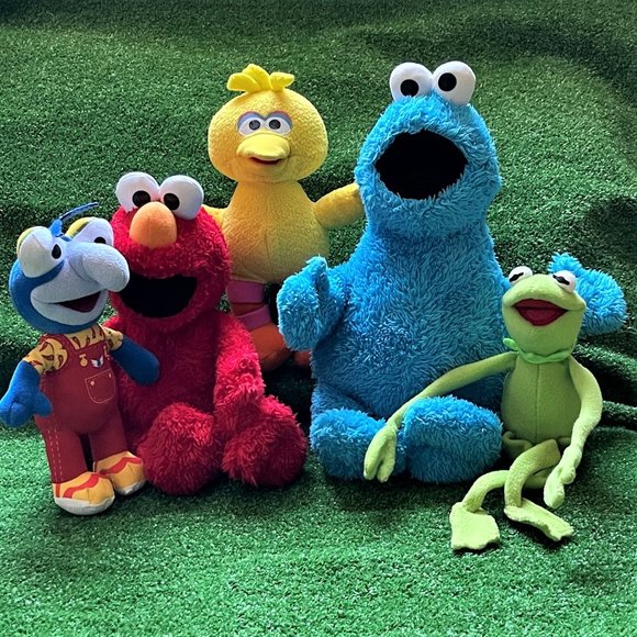 Sesame Street Classic Plush Elmo, Big Bird, Gonzo and Cookie Monster 5 Pcs Set - Picture 1 of 14
